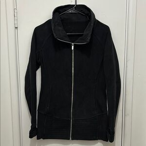 Lululemon Women's Black Jacket